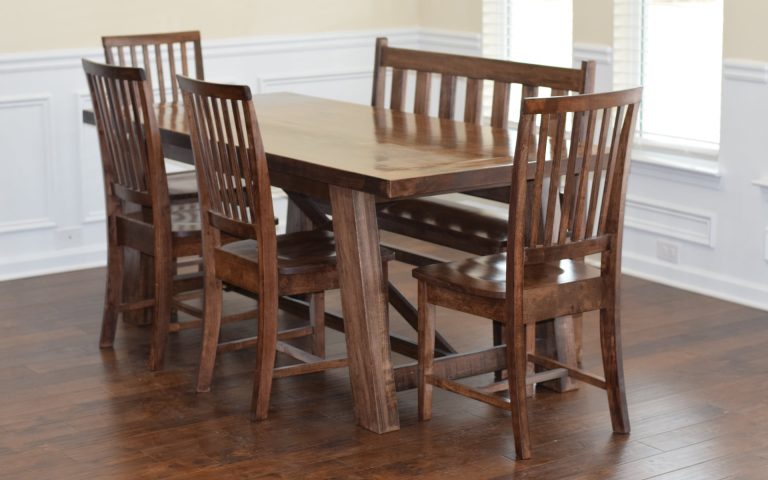 Makari Aerum Table in a white space.